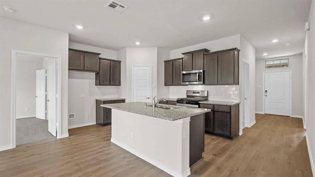 111 Lantern Road Property Photo 10