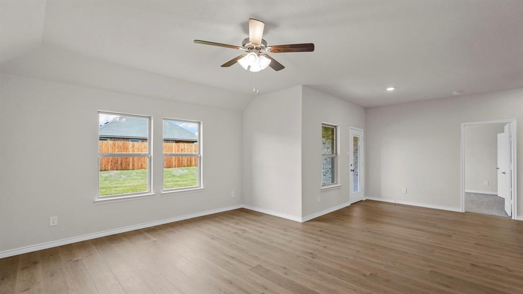 111 Lantern Road Property Photo 15