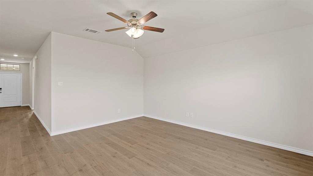 111 Lantern Road Property Photo 16