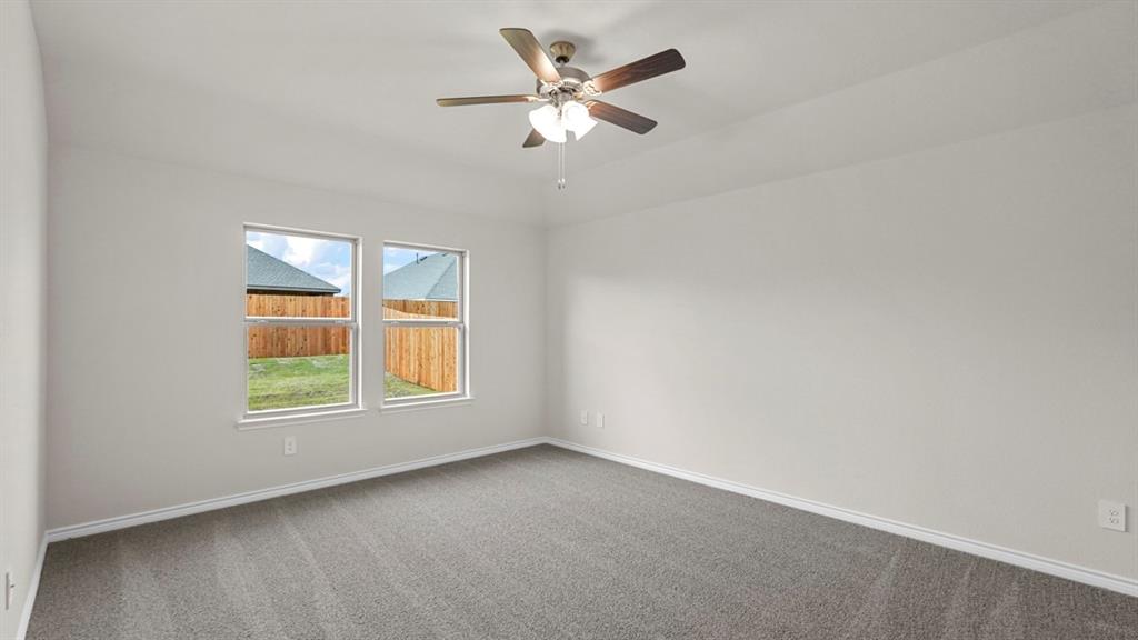 111 Lantern Road Property Photo 23