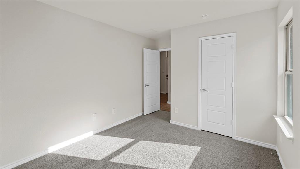111 Lantern Road Property Photo 26