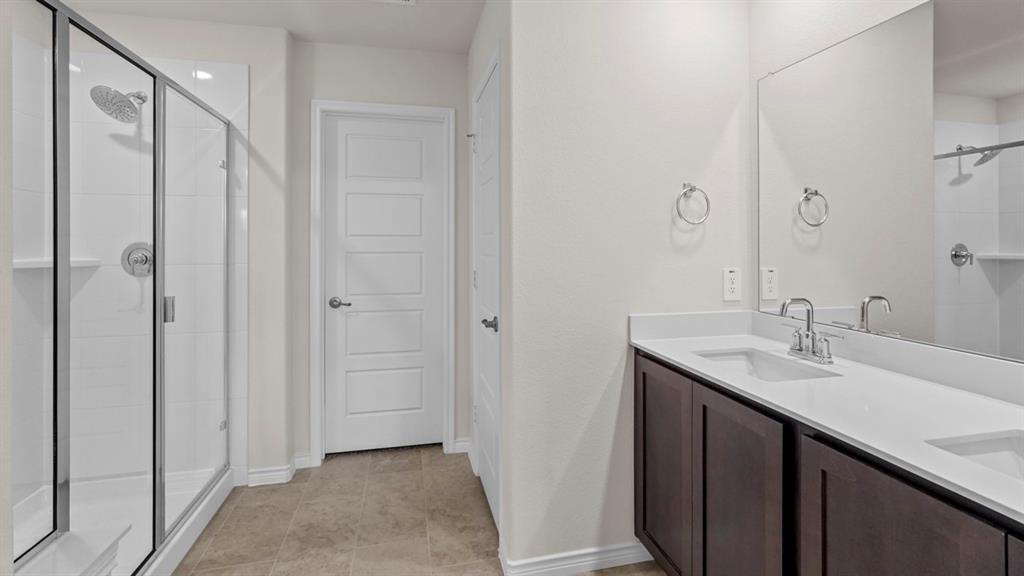 111 Lantern Road Property Photo 34
