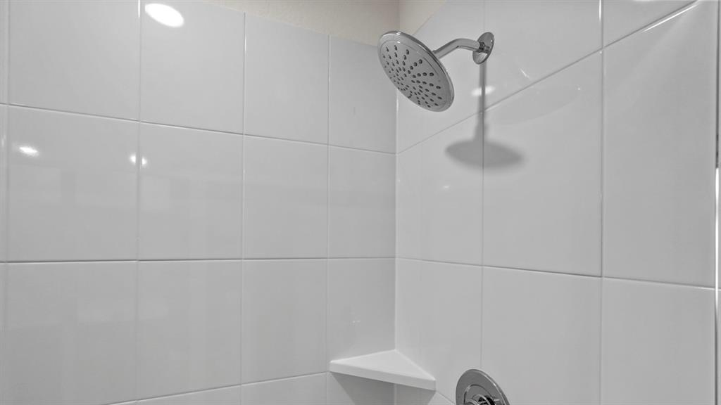 111 Lantern Road Property Photo 35