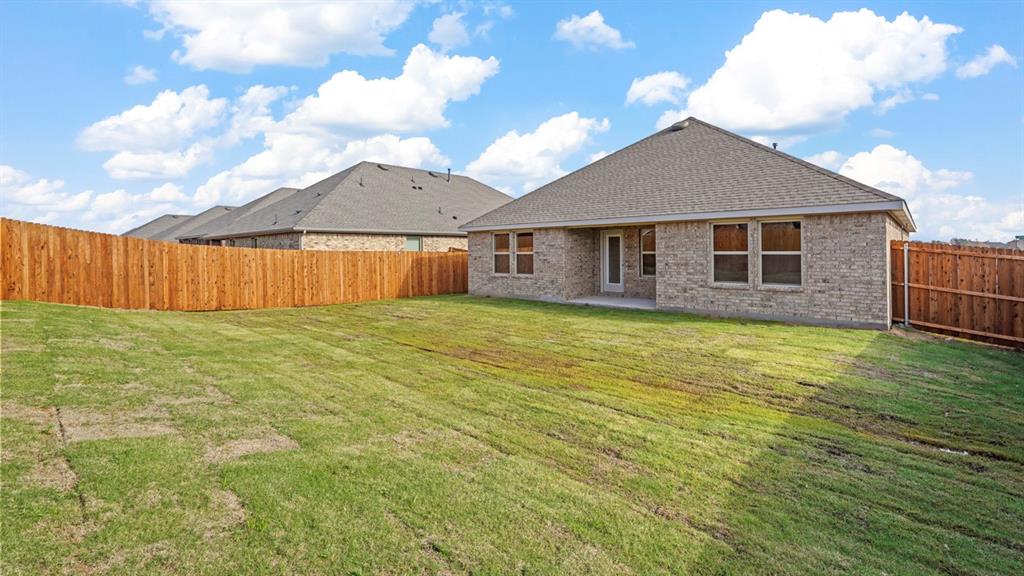 111 Lantern Road Property Photo 38