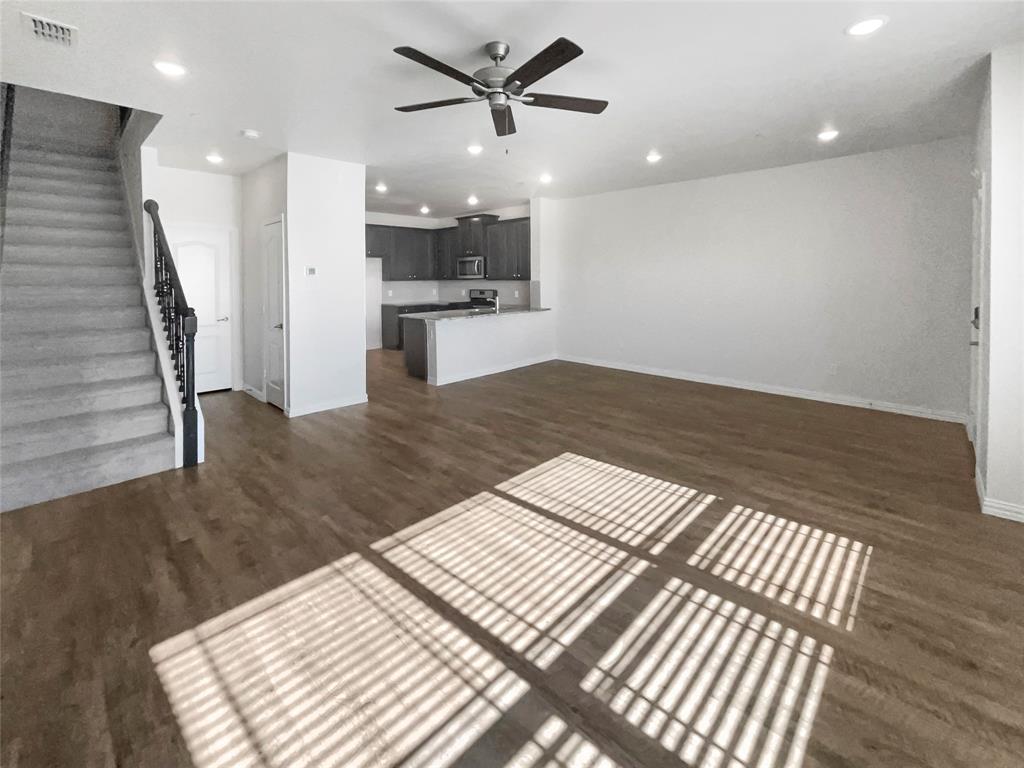 3941 Hometown Boulevard Property Photo 11