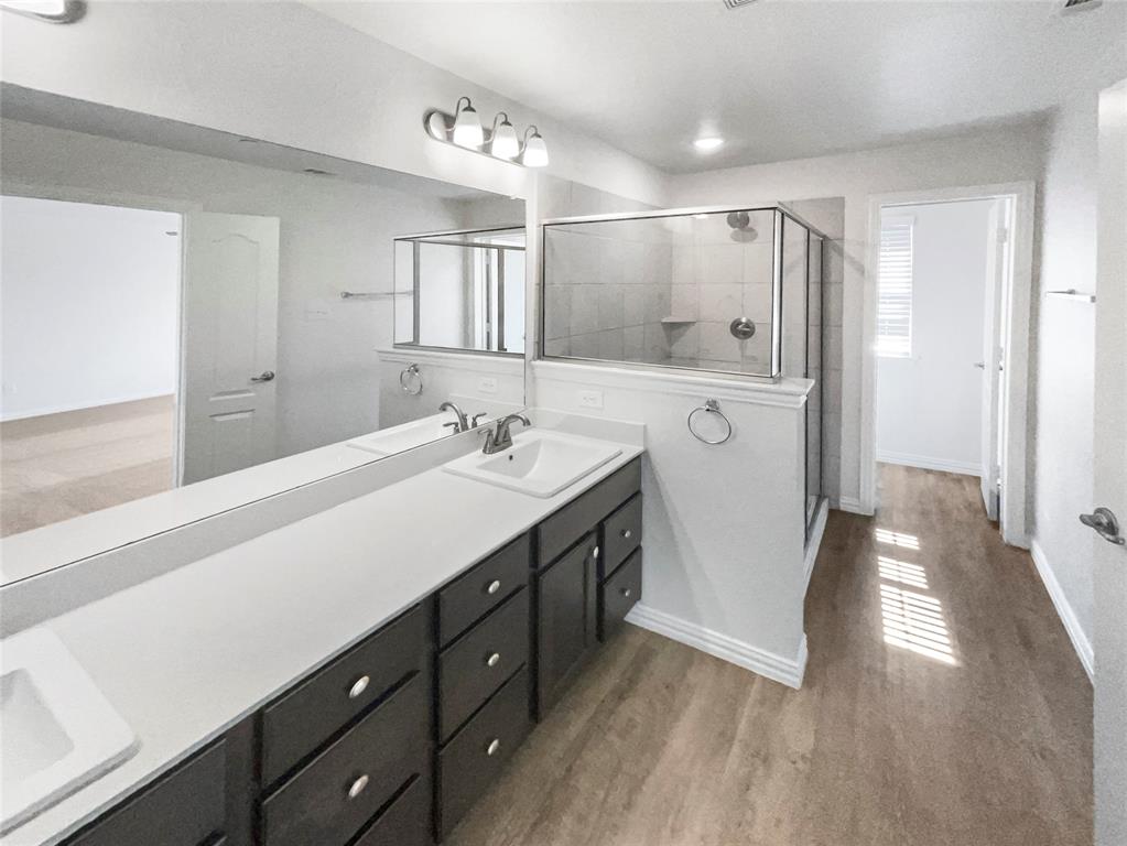 3941 Hometown Boulevard Property Photo 15