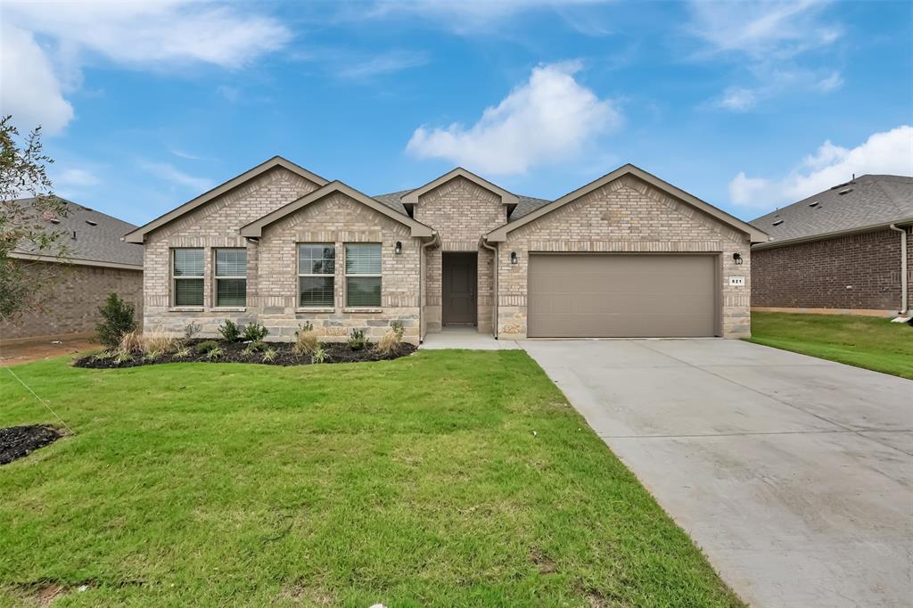 821 Alexandria Lane Property Photo