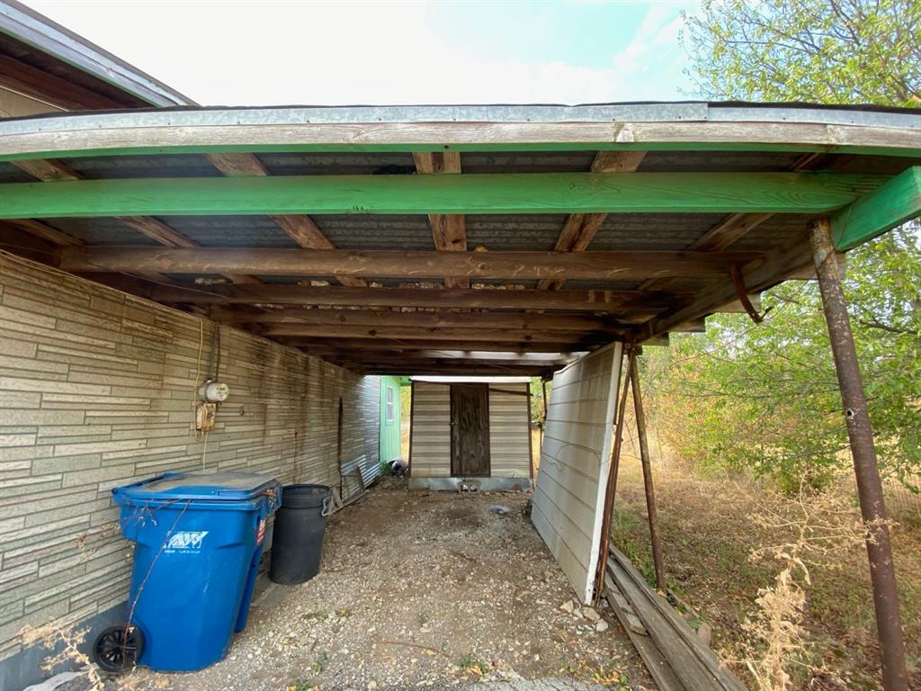 503 E Elliott Street Property Photo 11