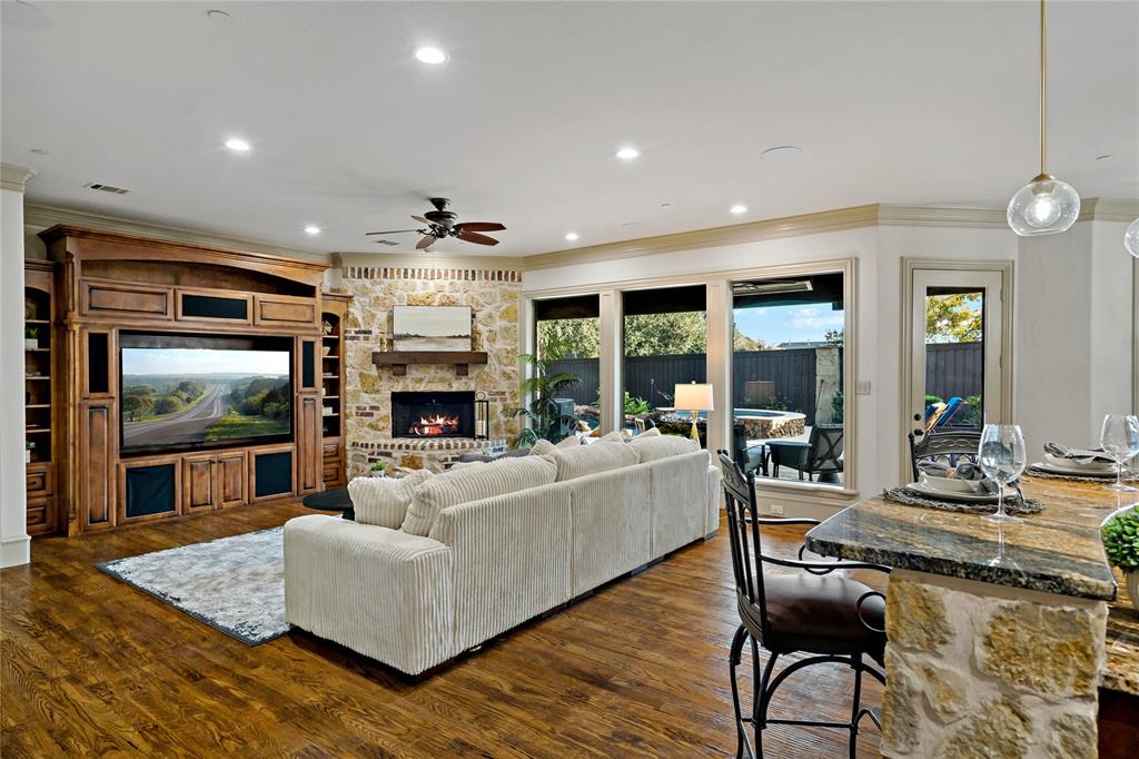 11308 Altamont Drive Property Photo 13