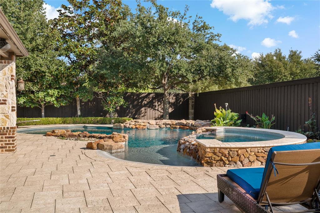 11308 Altamont Drive Property Photo 36
