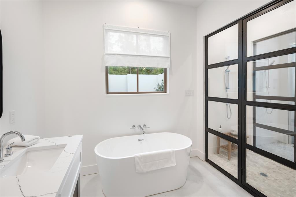 23502 Kate Lane Property Photo 17
