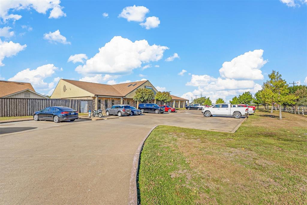 2890 S Goliad Street Property Photo 2