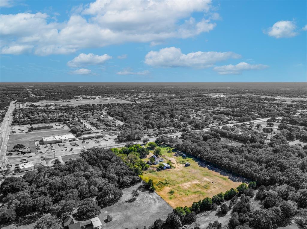 1131 S Belt Line Road Property Photo 8