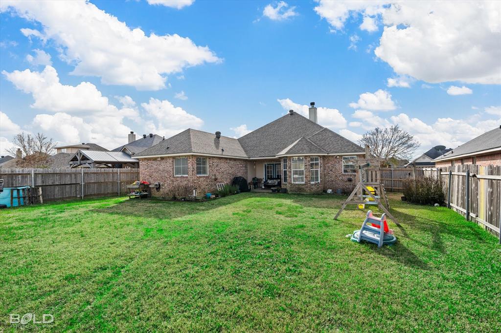 5825 Bluebonnett Drive Property Photo 27