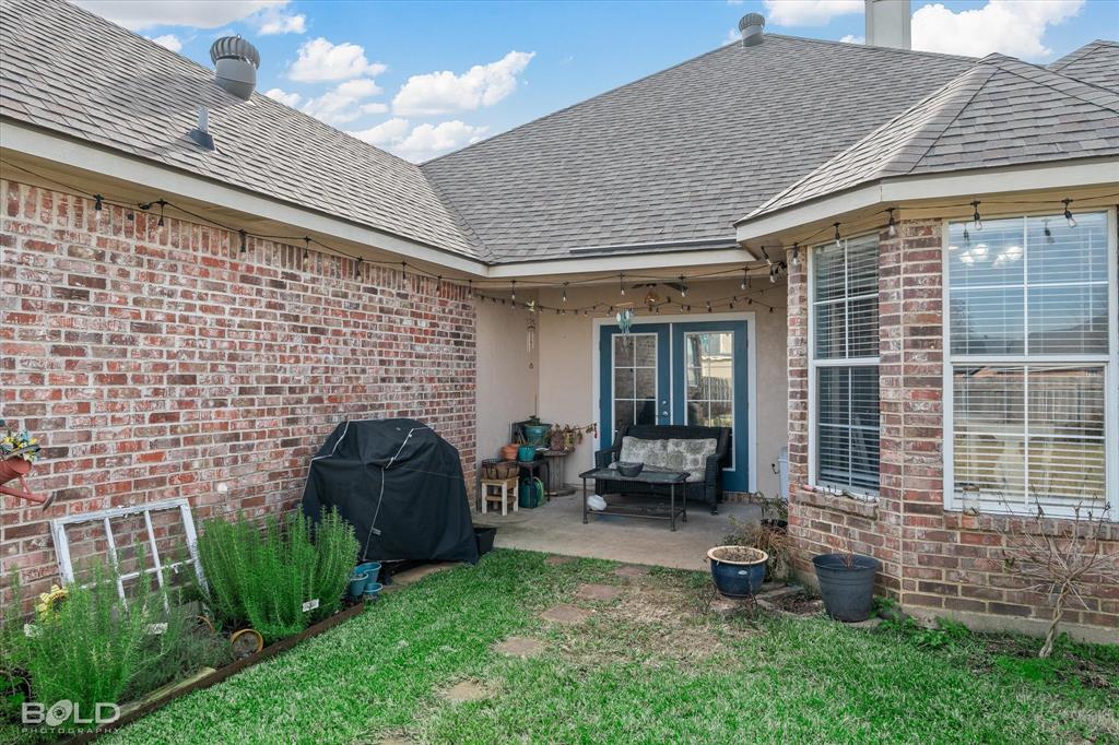 5825 Bluebonnett Drive Property Photo 29