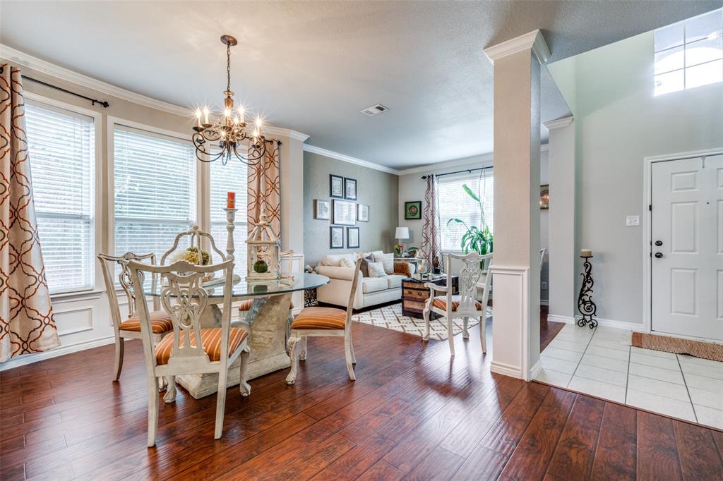 5801 Meadowglen Drive Property Photo 13