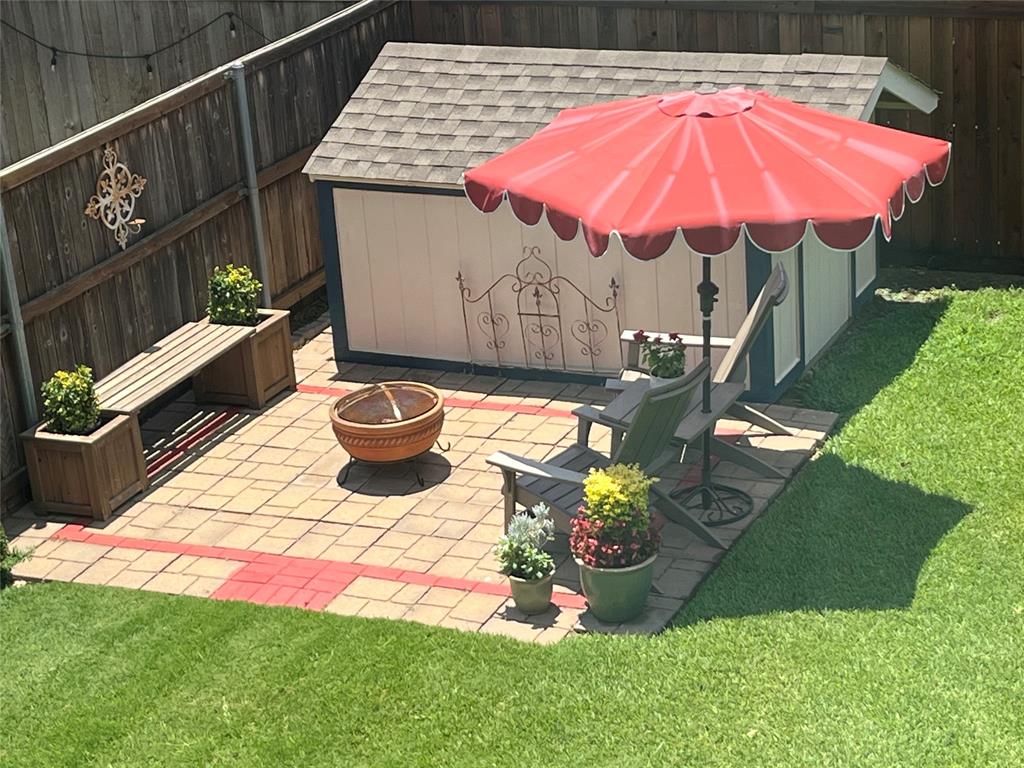5801 Meadowglen Drive Property Photo 27
