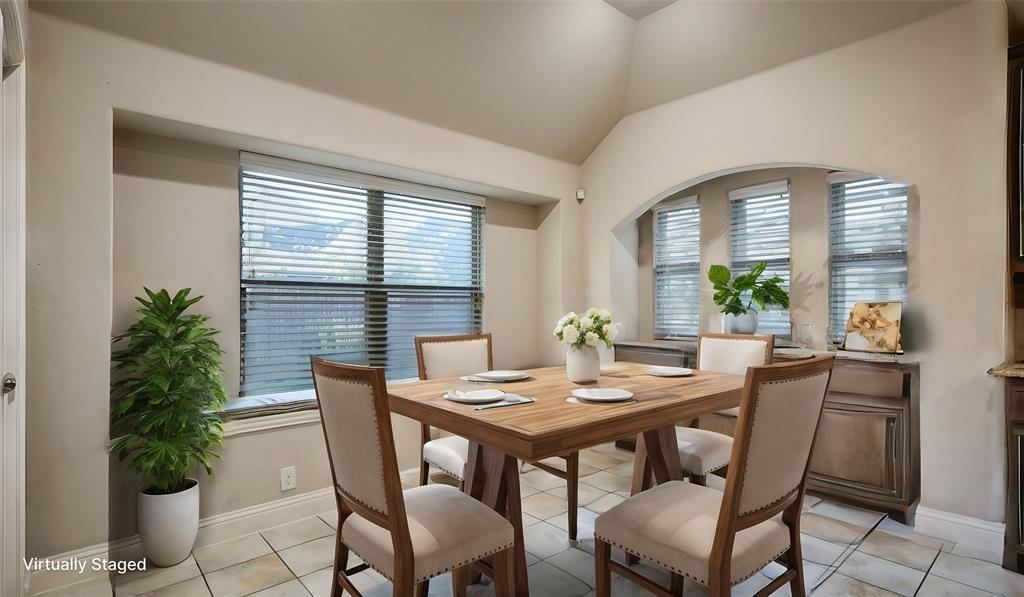 3123 Pamplona Property Photo 1