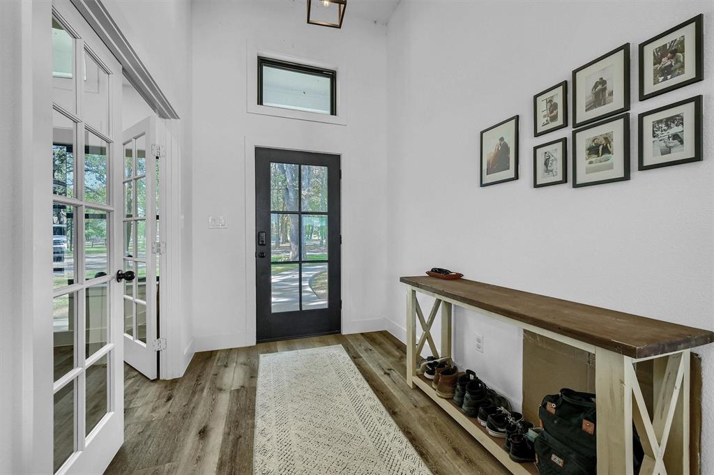 827 Kiowa Drive Property Photo 8