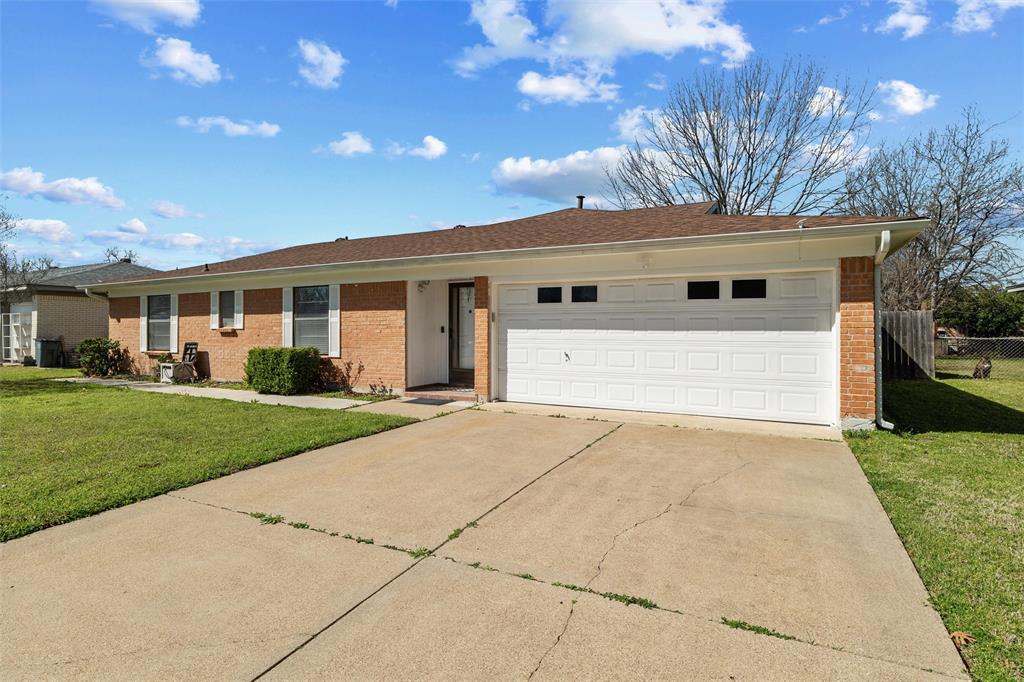1118 Cozby Street Property Photo 4