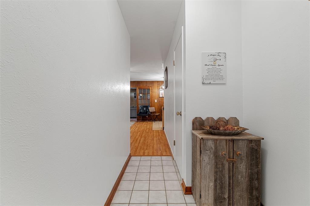 1118 Cozby Street Property Photo 8