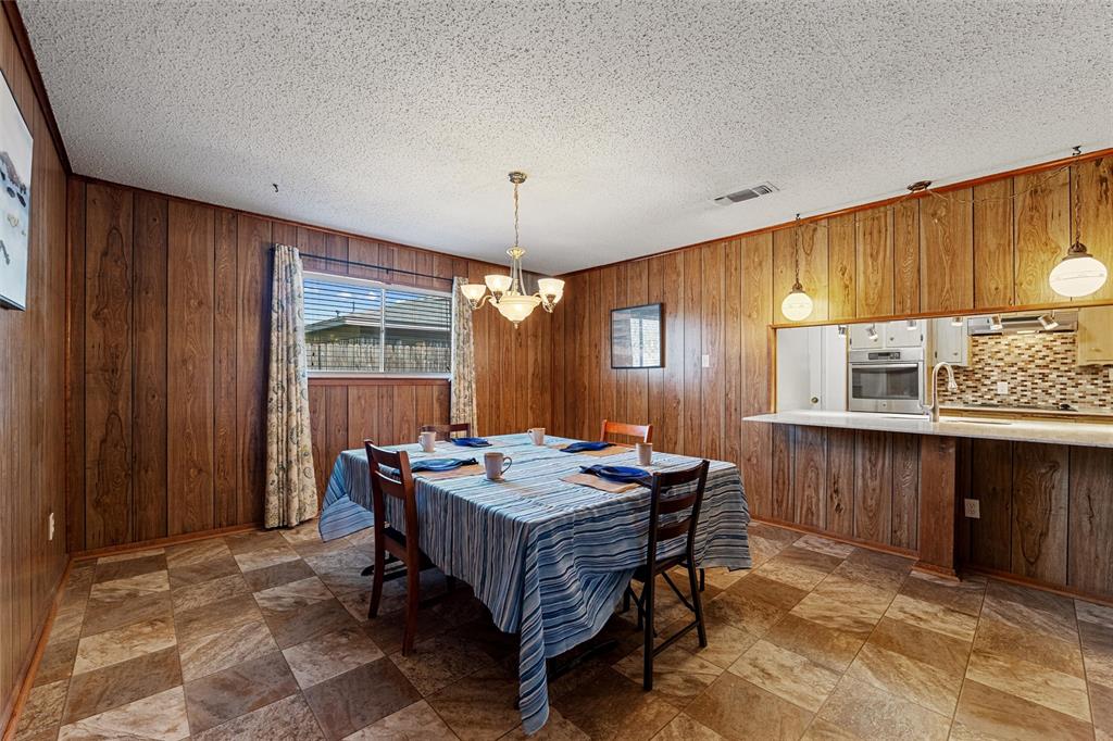 1118 Cozby Street Property Photo 18