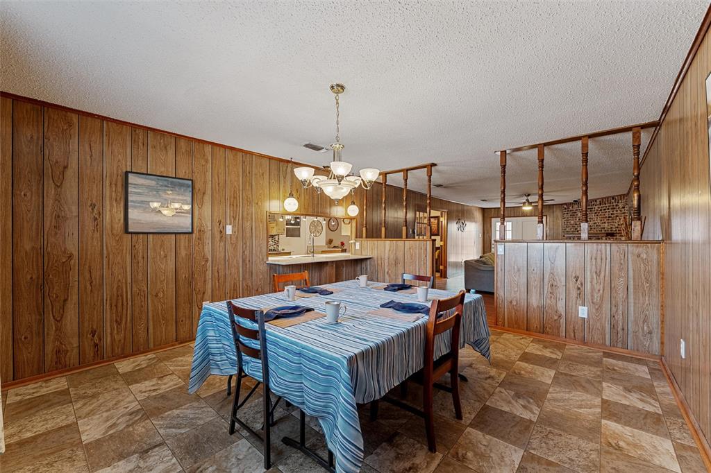 1118 Cozby Street Property Photo 20