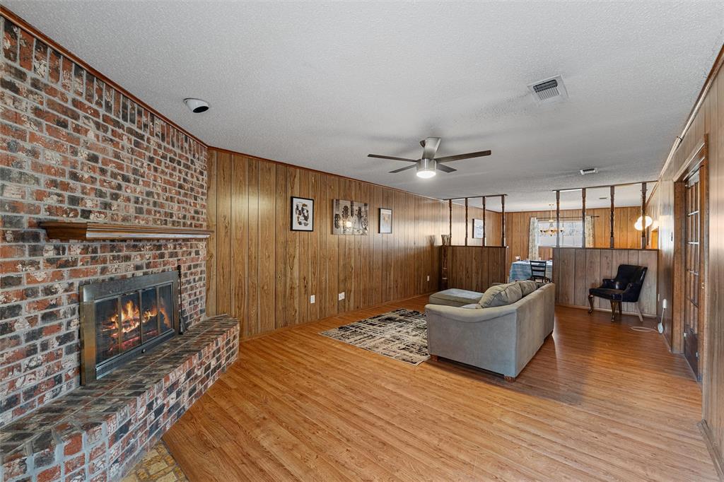 1118 Cozby Street Property Photo 22