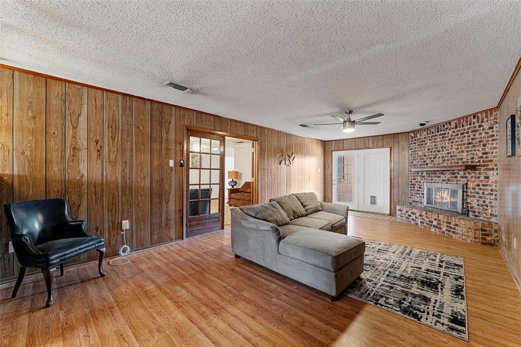 1118 Cozby Street Property Photo 23