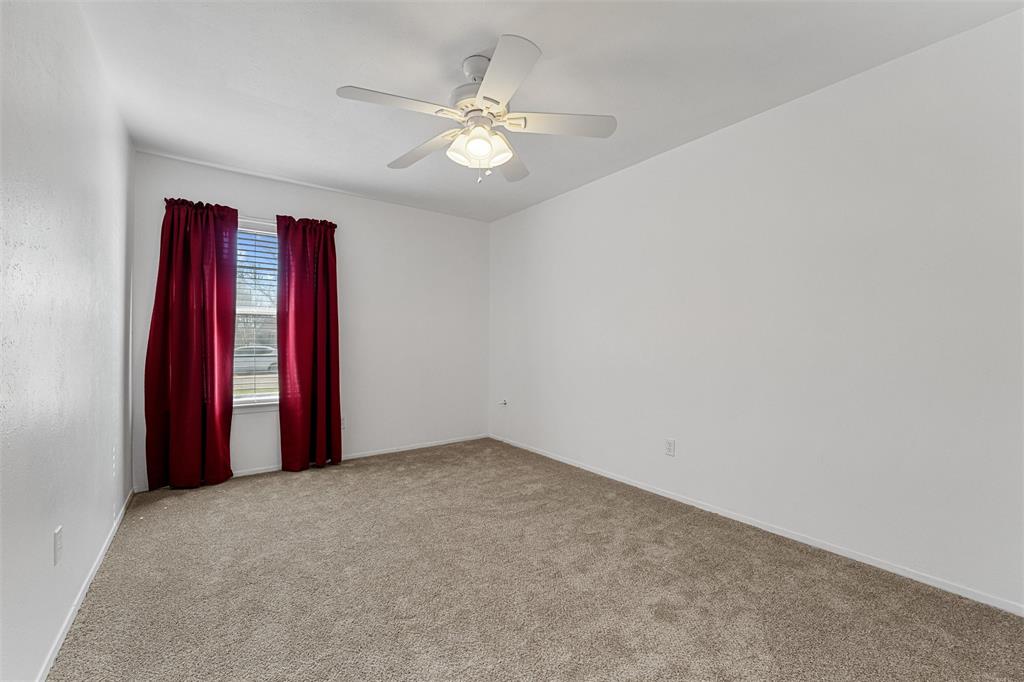 1118 Cozby Street Property Photo 30