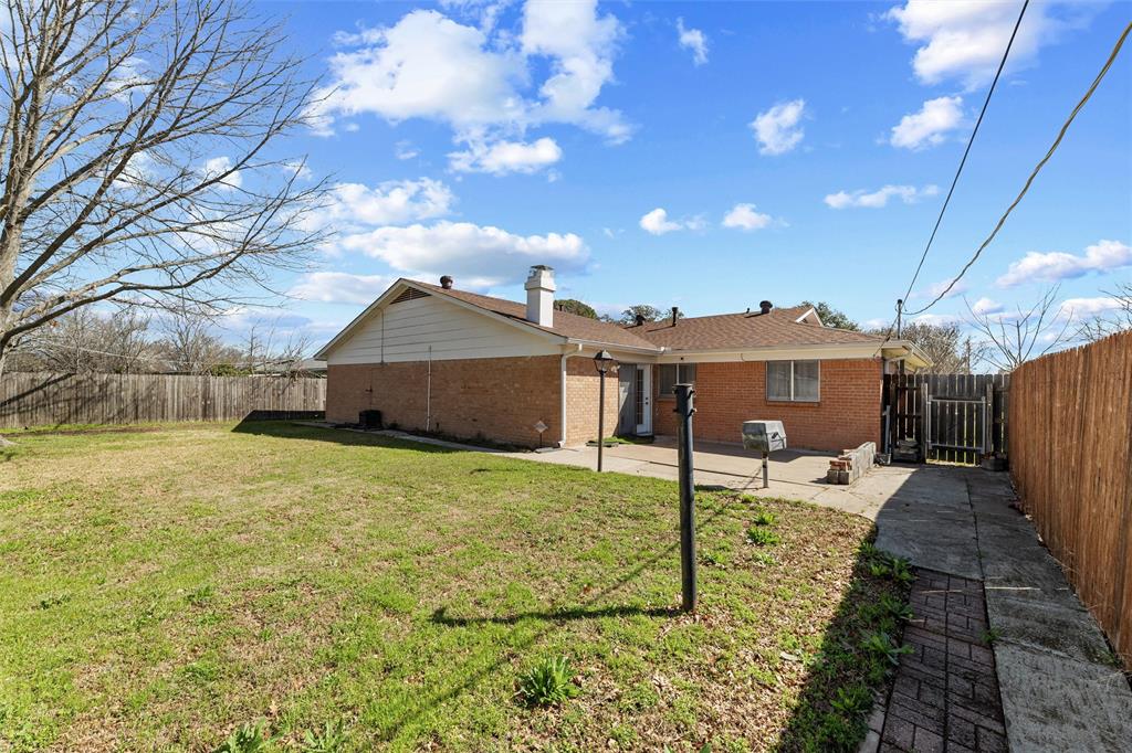 1118 Cozby Street Property Photo 34