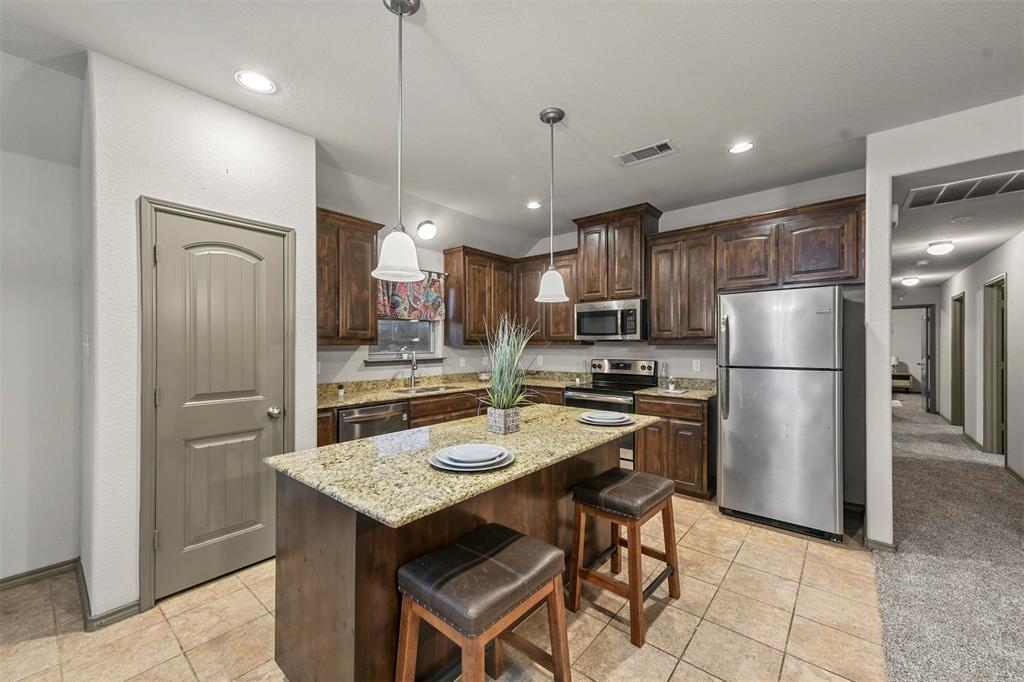 268 Hilltop Trail Property Photo 10