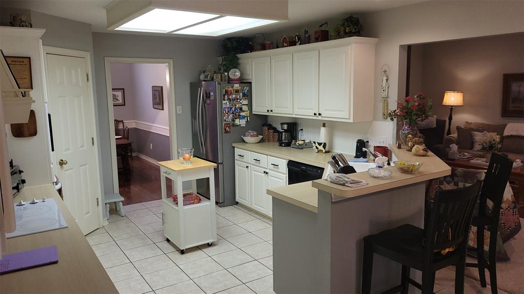 209 County Road 3512 Property Photo 5