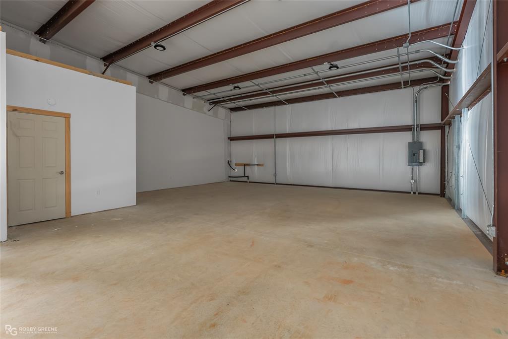 6927 Highway 80 Property Photo 6