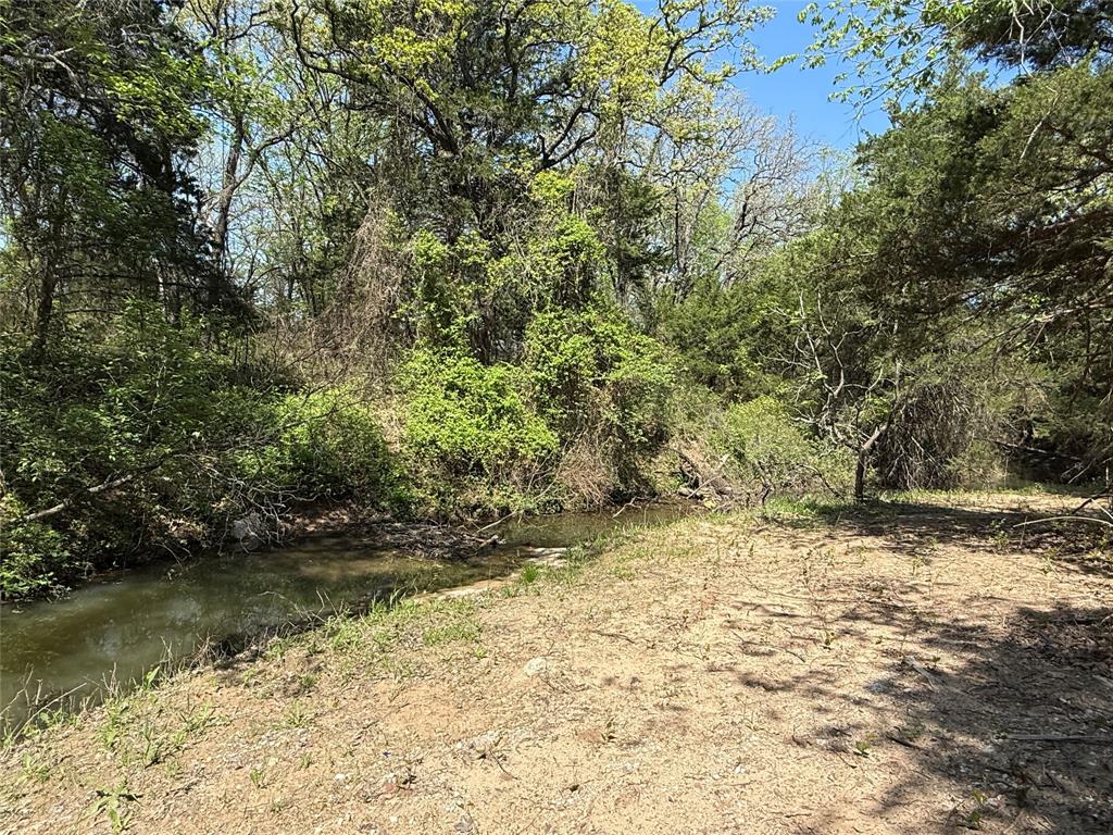 261 Catholic Cemetery Road Property Photo 23