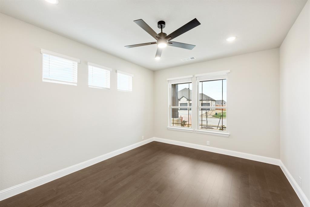 4021 Eagles Bluff Road Property Photo 7