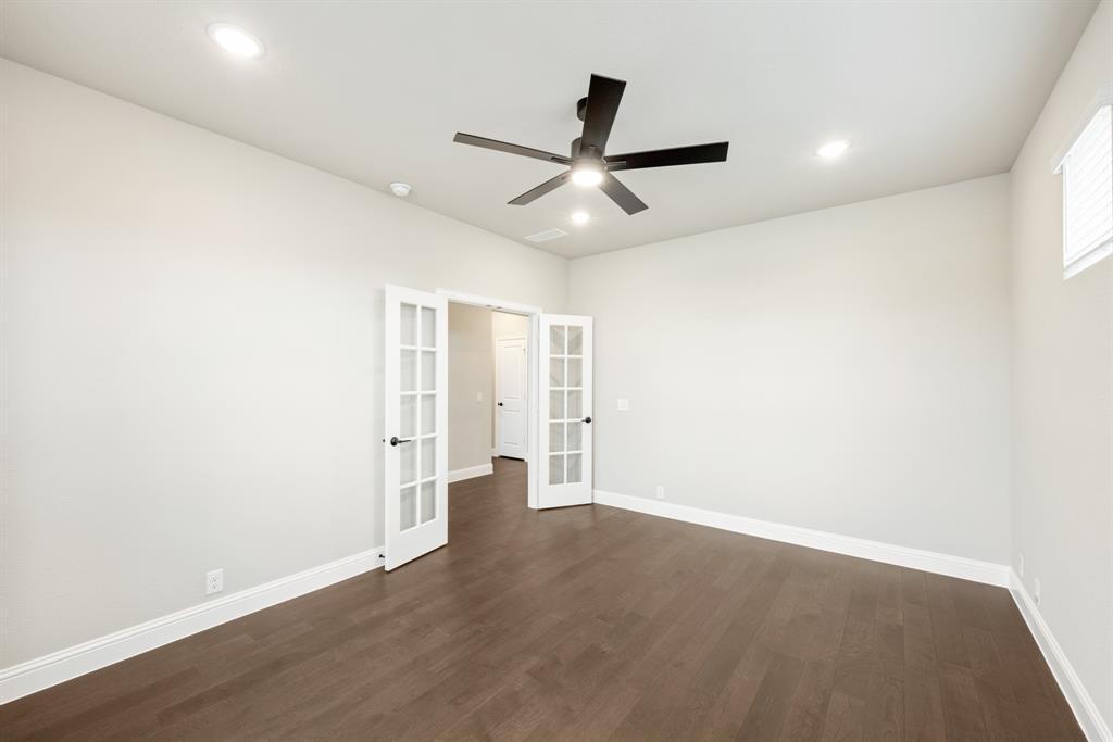 4021 Eagles Bluff Road Property Photo 8