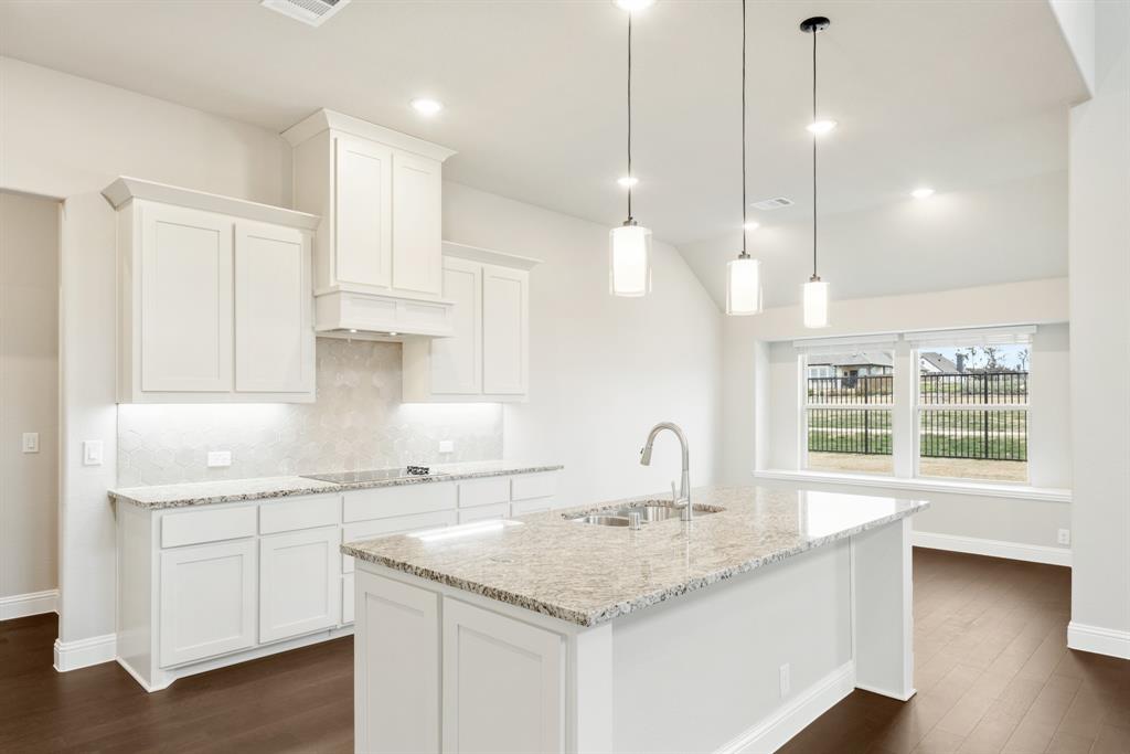 4021 Eagles Bluff Road Property Photo 14