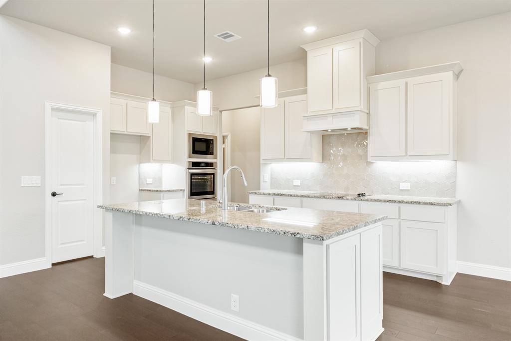 4021 Eagles Bluff Road Property Photo 15