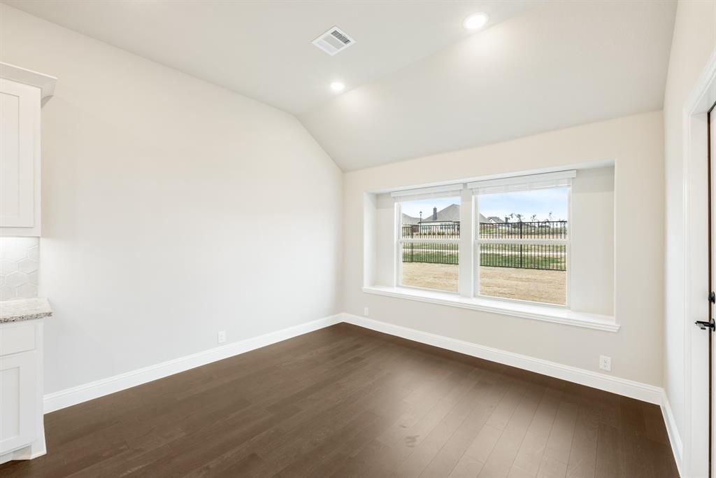 4021 Eagles Bluff Road Property Photo 16