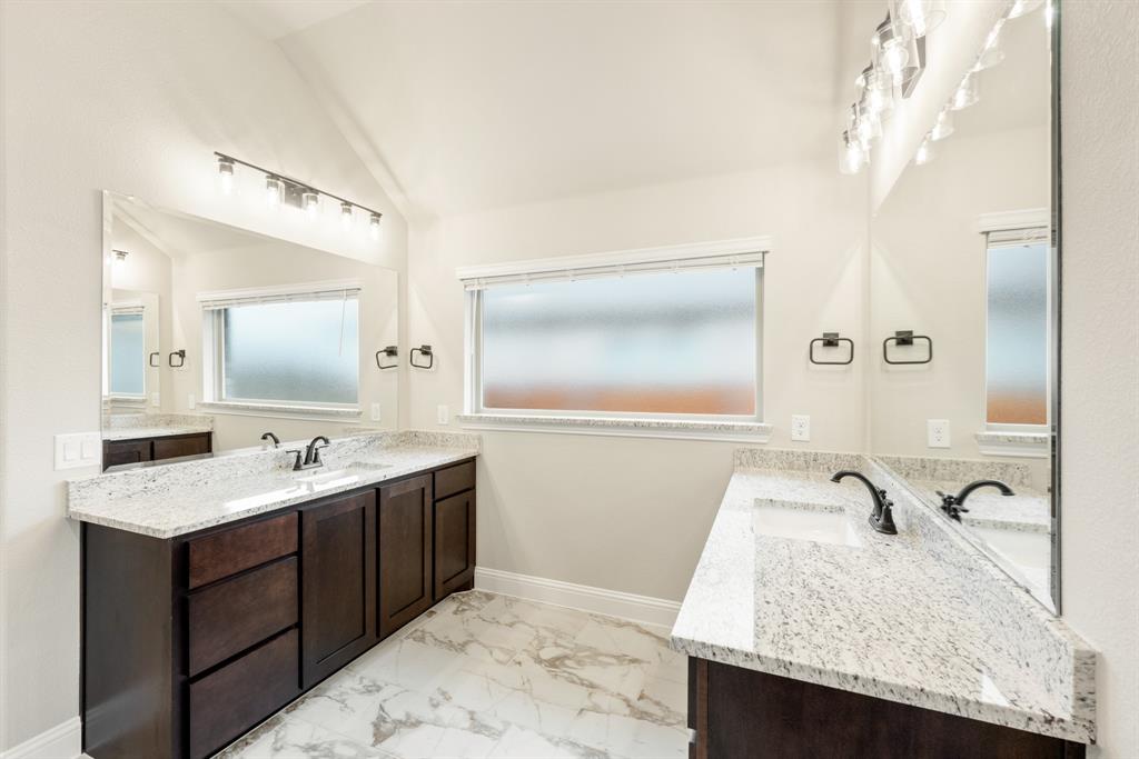 4021 Eagles Bluff Road Property Photo 22