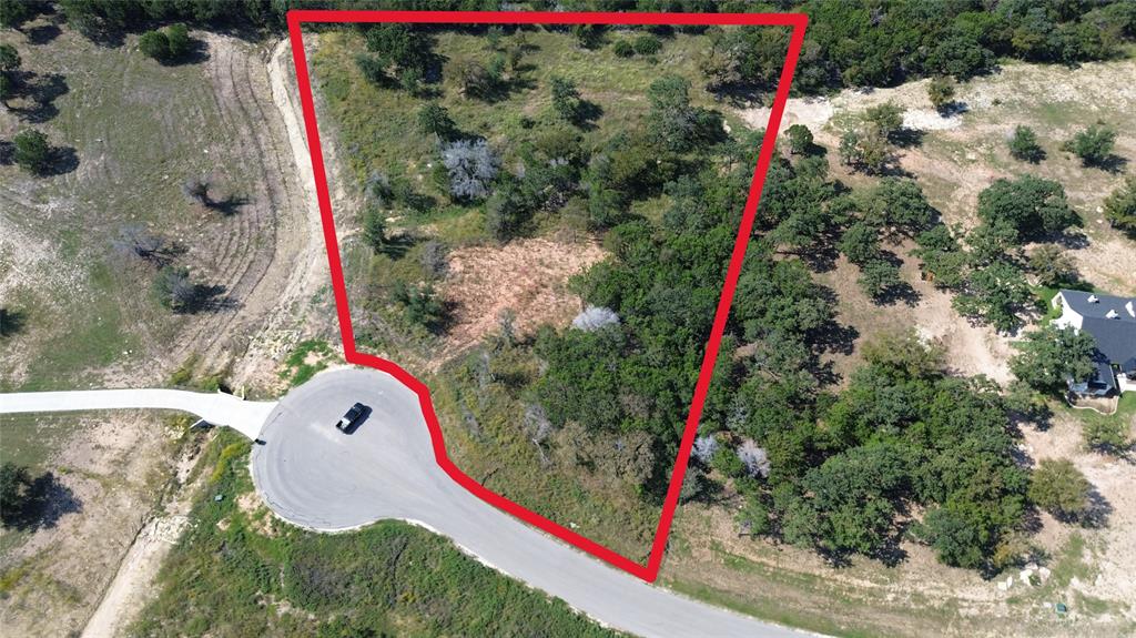 2041 Lacee Court Property Photo 1