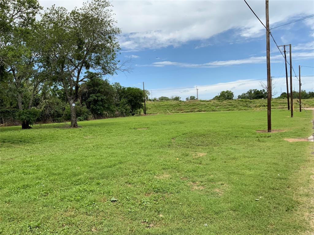 710 E Park Street Property Photo 2
