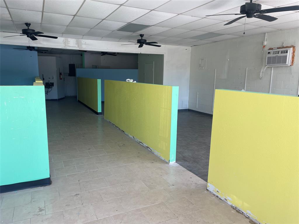 1233 Oak Grove Road Property Photo 2