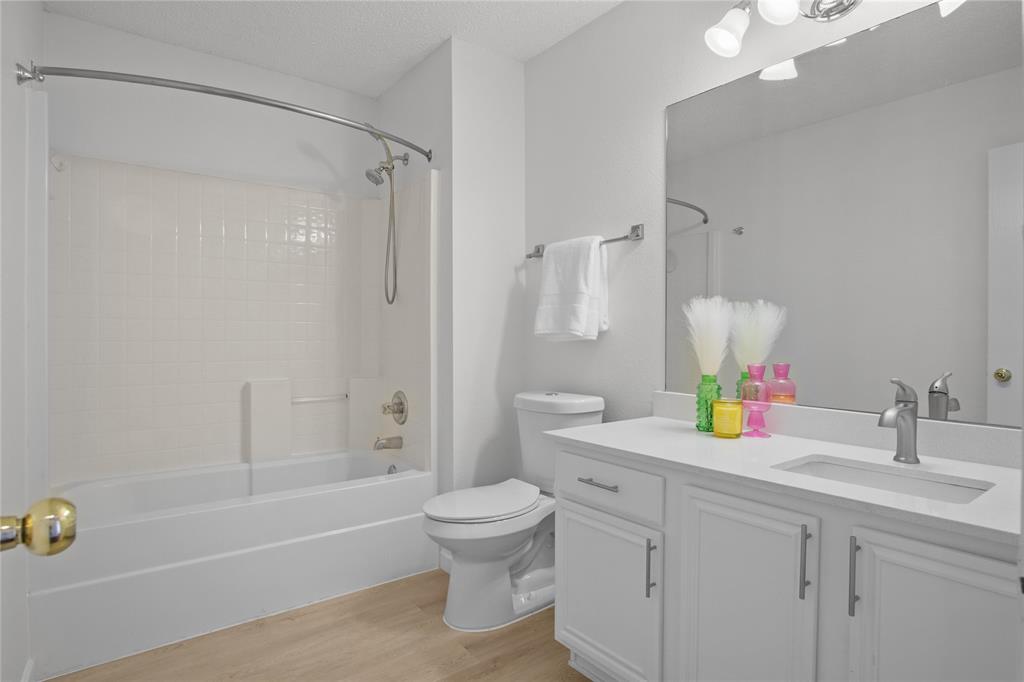 7544 Kings Trail Property Photo 24