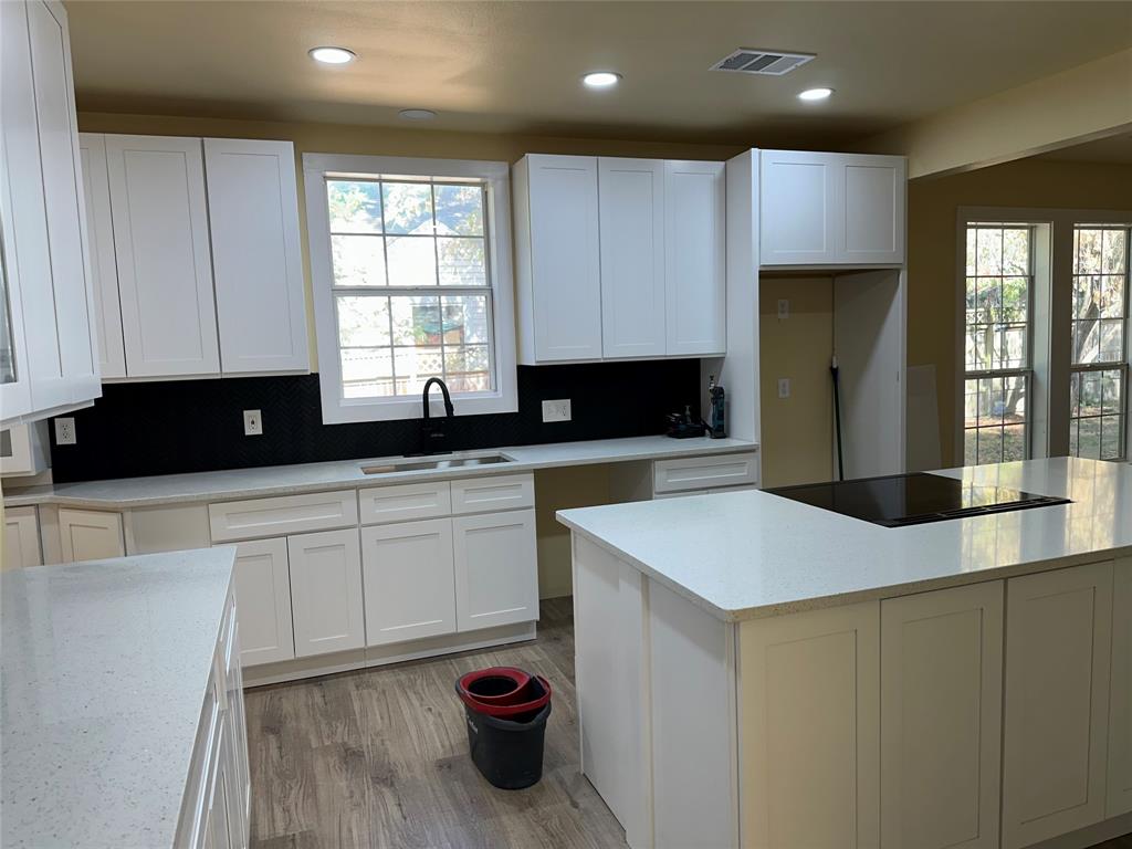 111 Pecan Street Property Photo 7