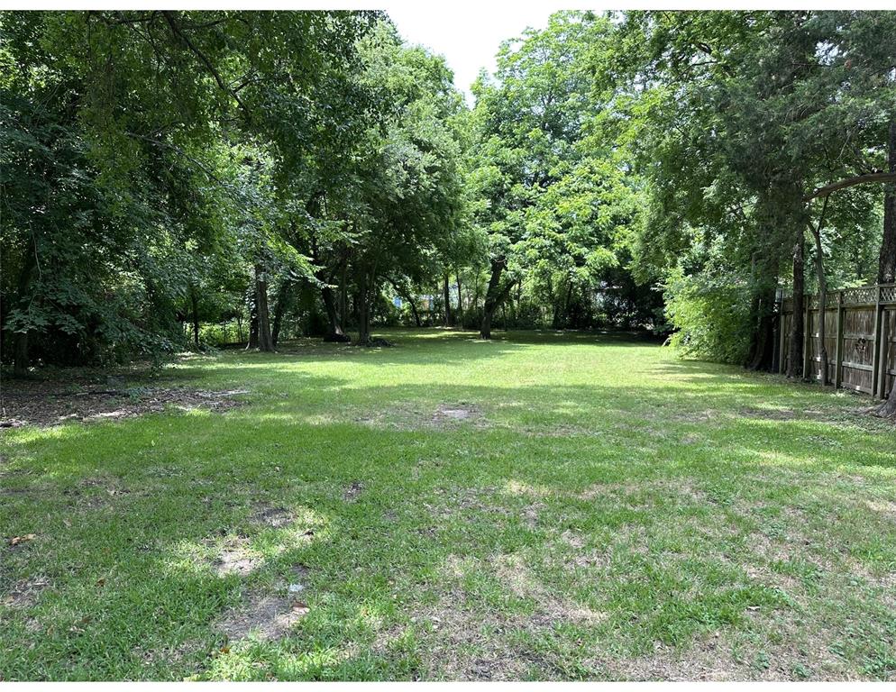 111 Pecan Street Property Photo 19