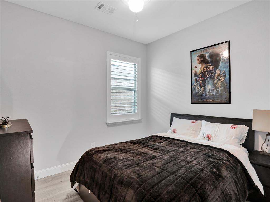 2200 Barrow Street Property Photo 14