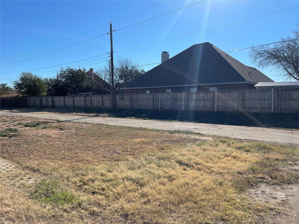 5619 Buffalo Gap Road Property Photo 4