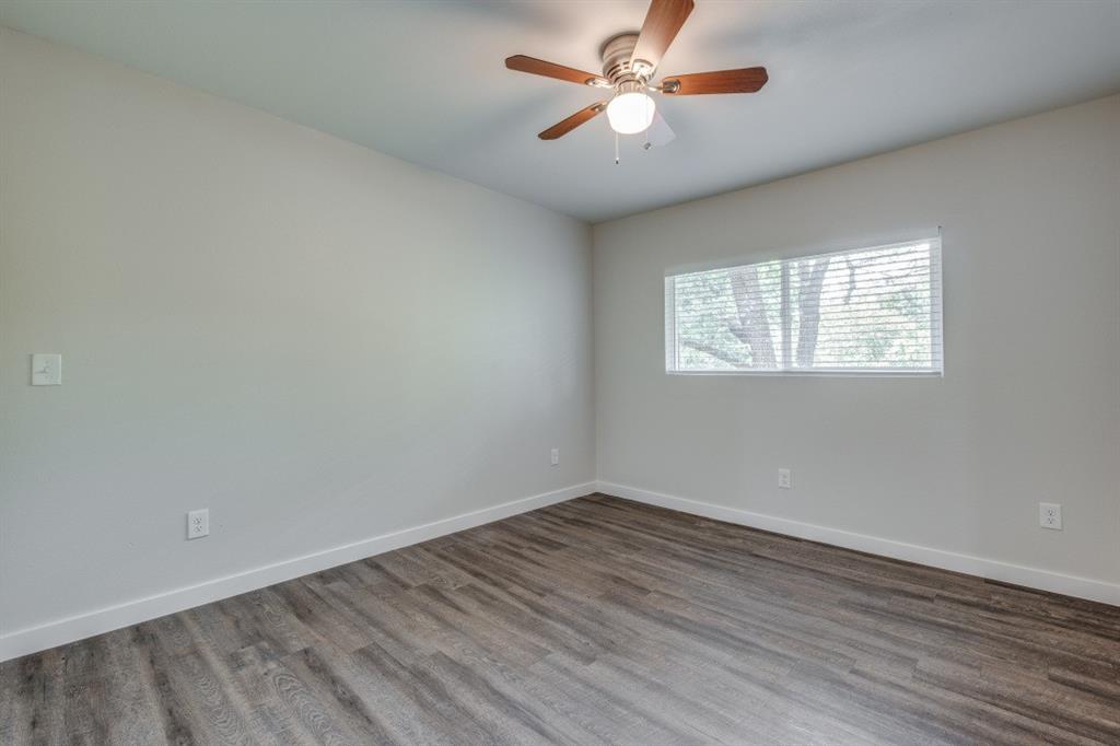 5909 Gaston Avenue 203 Property Photo 10